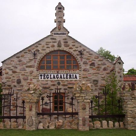 Janos Nyaralo Villa Balatonmáriafürdő Екстериор снимка